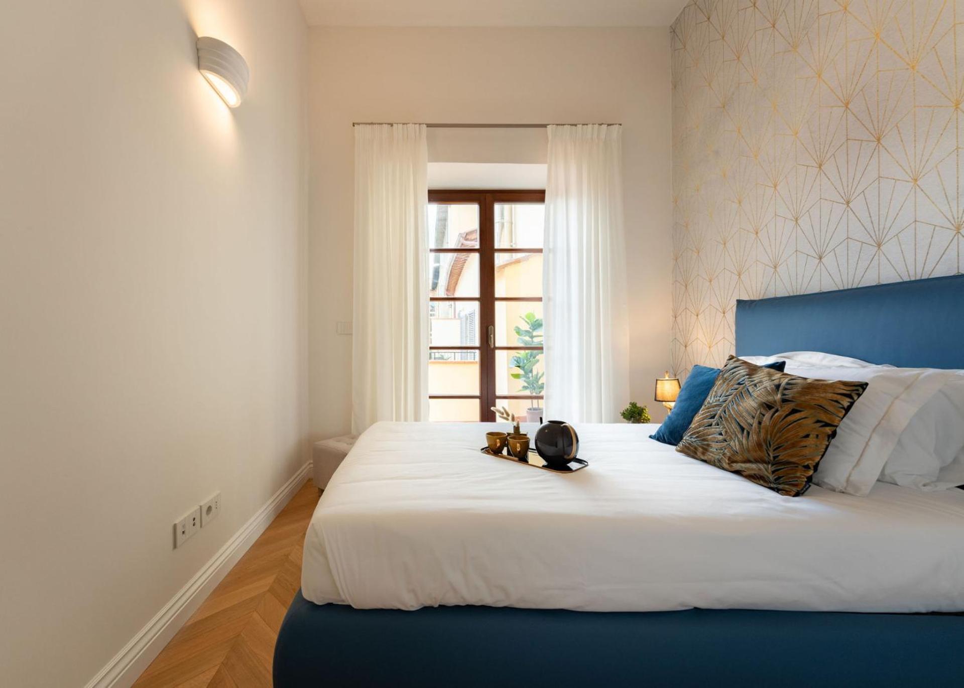 - Modern Florentine Terrace Few Steps From Duomo Apartamento