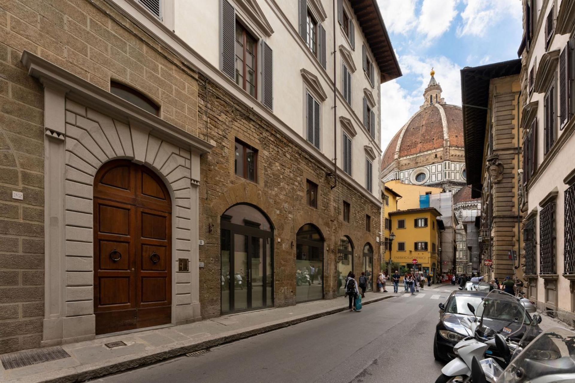 Apartamento - Modern Florentine Terrace Few Steps From Duomo